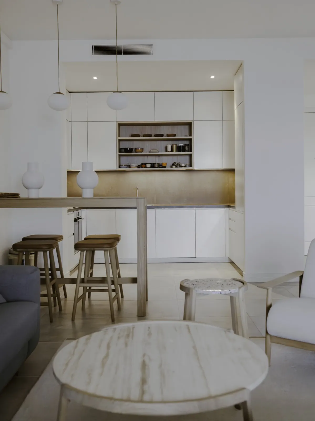 Garden apartment, 2